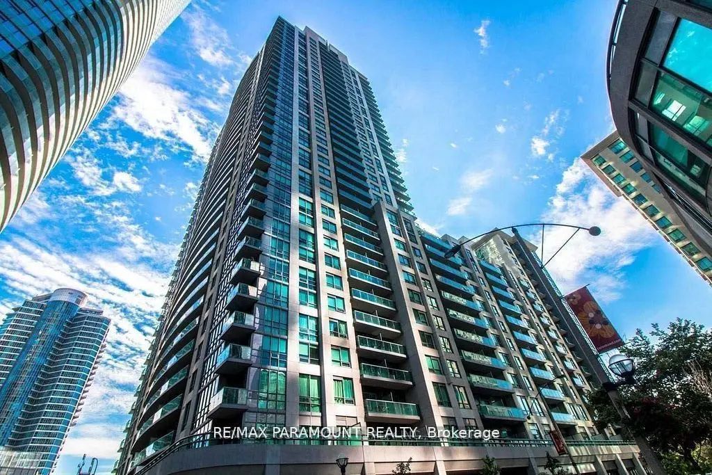 19 Grand Trunk Crescent 3803, Toronto C01