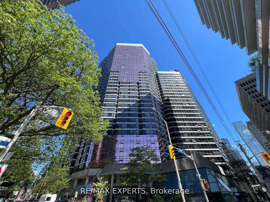 1001 Bay Street 2116, Toronto C01