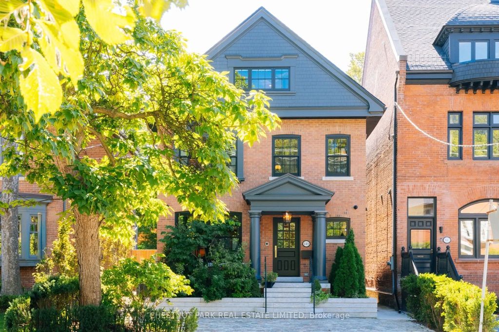 149 Roxborough Street E, Toronto C09