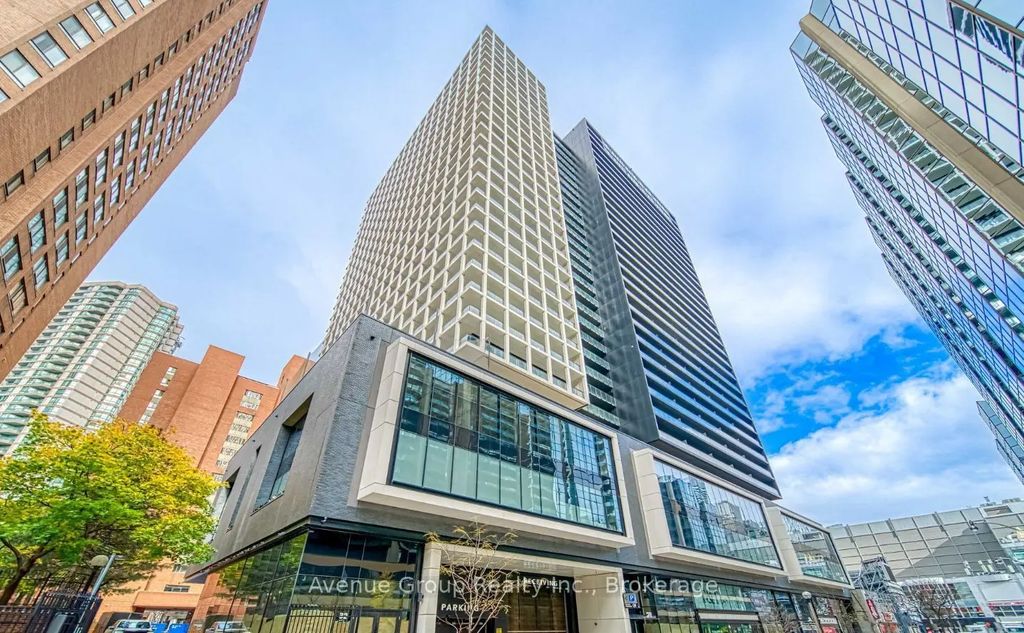 20 Edward Street 2012, Toronto C01