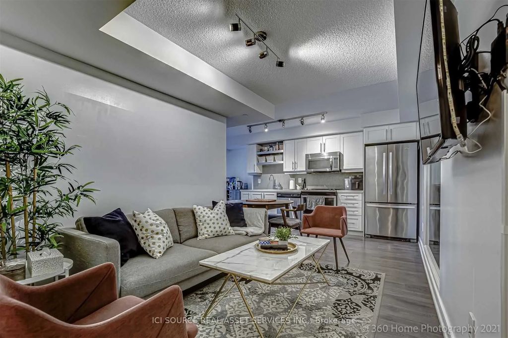 525 Adelaide Street W 1020, Toronto C01