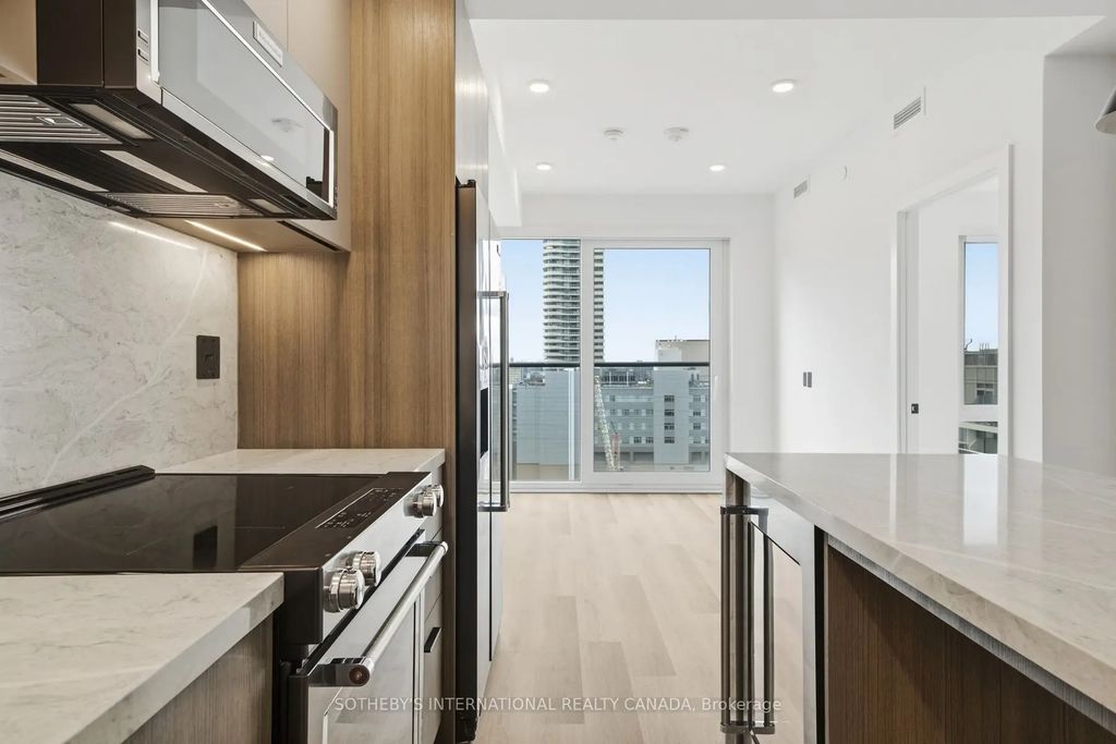 25 Dalhousie Street W2806, Toronto C08