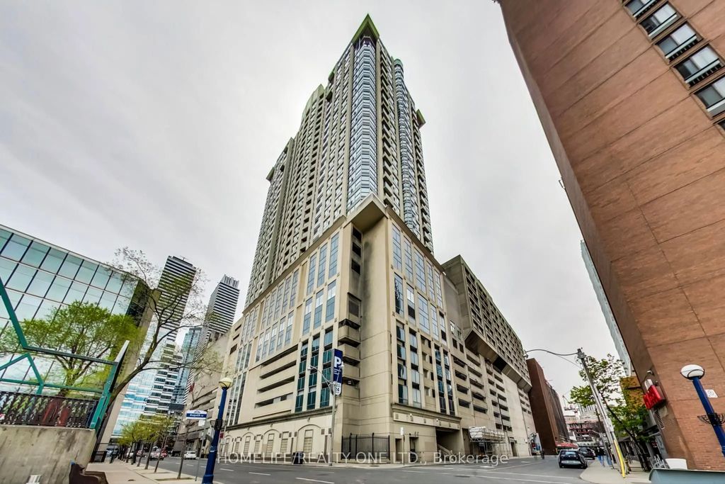 8 Park Road 3805, Toronto C09
