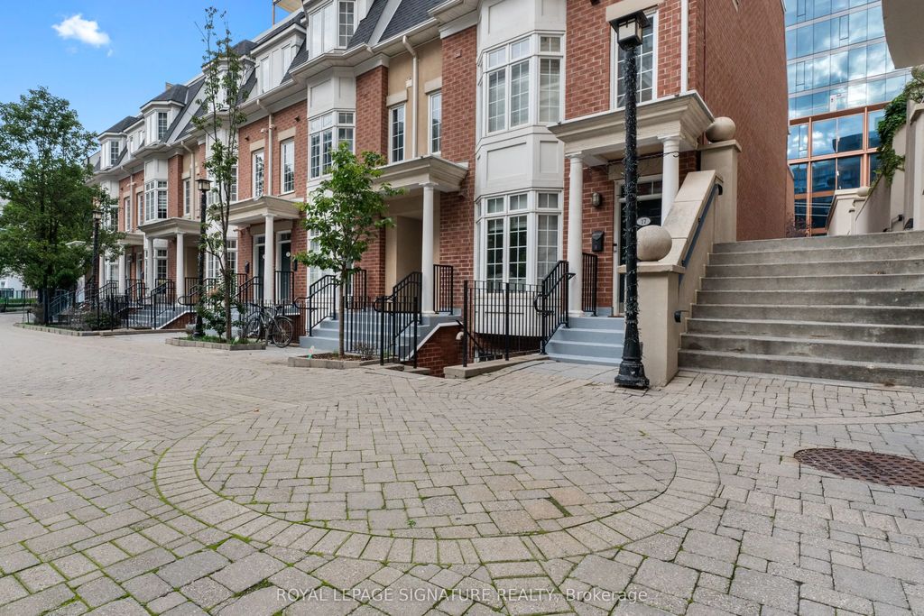 11 Niagara Street 8, Toronto C01