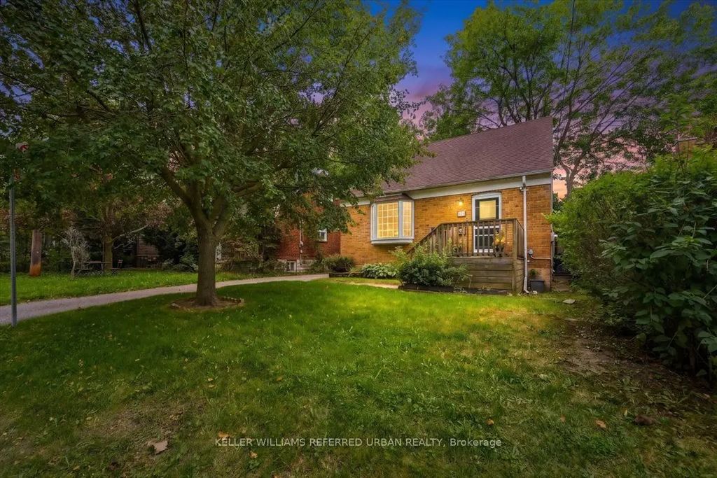 207 Elmhurst Avenue, Toronto C07