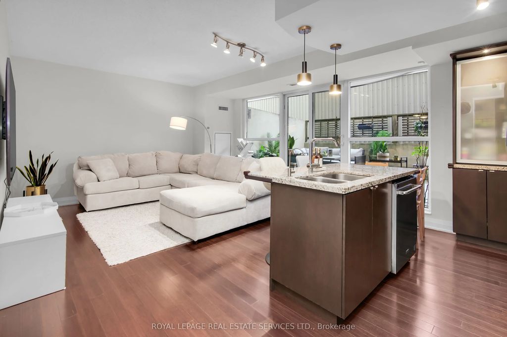 1430 Yonge Street 207, Toronto C02
