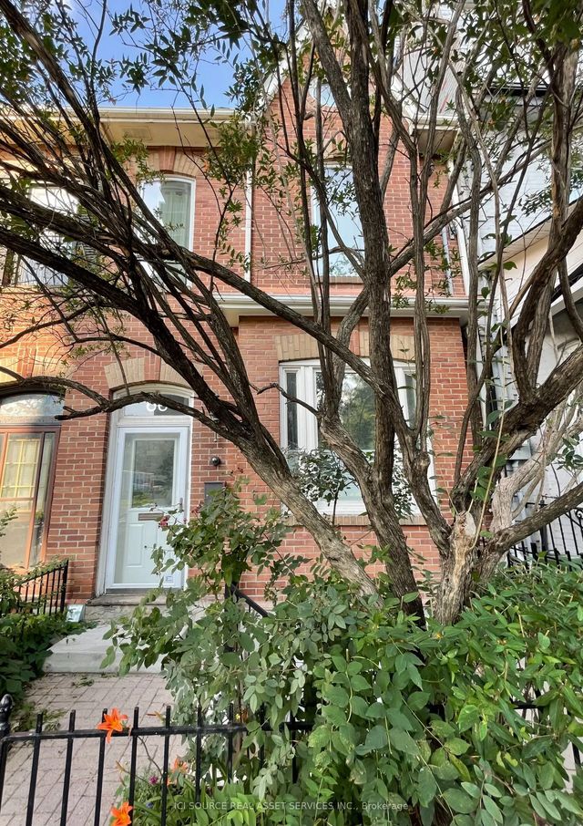 60 Beverley Street 2, Toronto C01