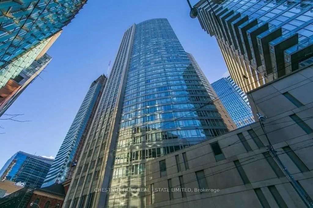 210 Victoria Street 3003, Toronto C08