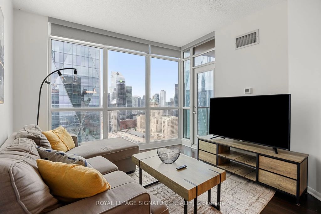 18 Yonge Street 3602, Toronto C01