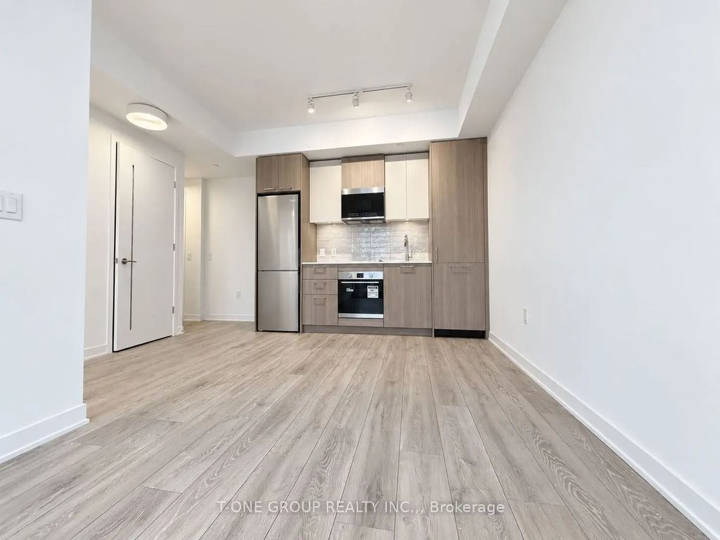 10 Oak Street 1509, Toronto C08