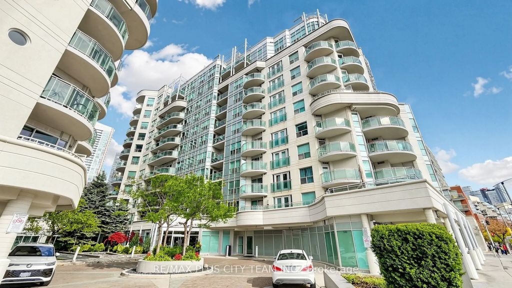 600 Queens Quay W 827, Toronto C01