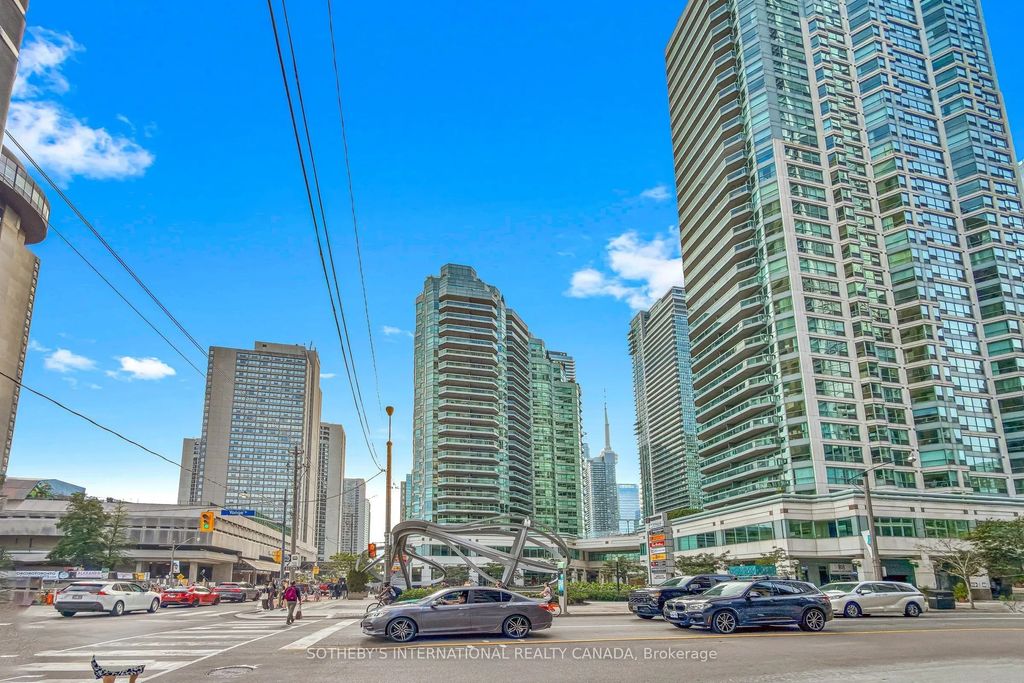 10 Queens Quay W 414, Toronto C01