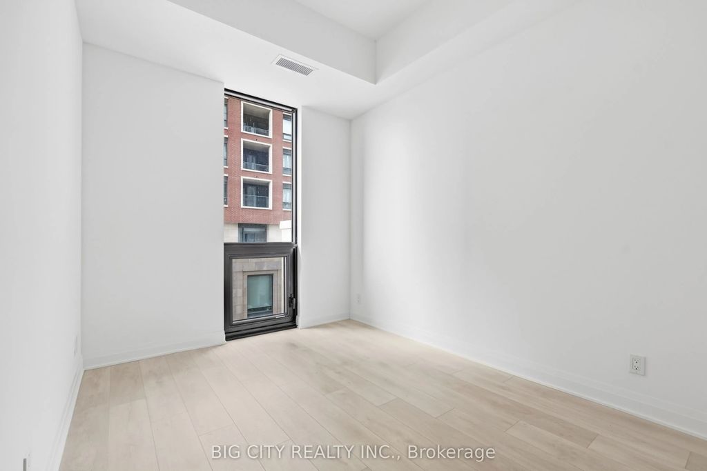 25 Frederick Todd Way 206, Toronto C11
