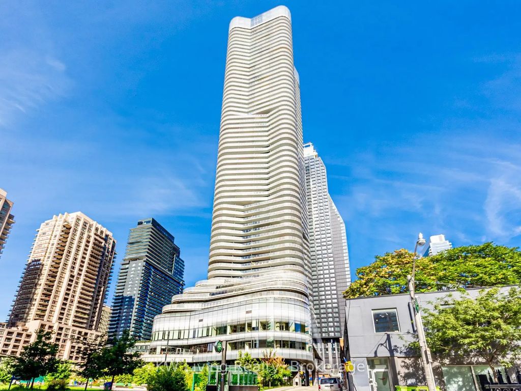 11 Wellesley Street 4309, Toronto C01
