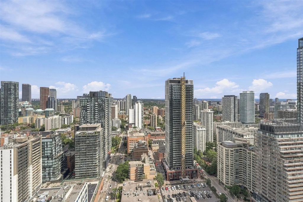 11 Wellesley Street 3411, Toronto C01