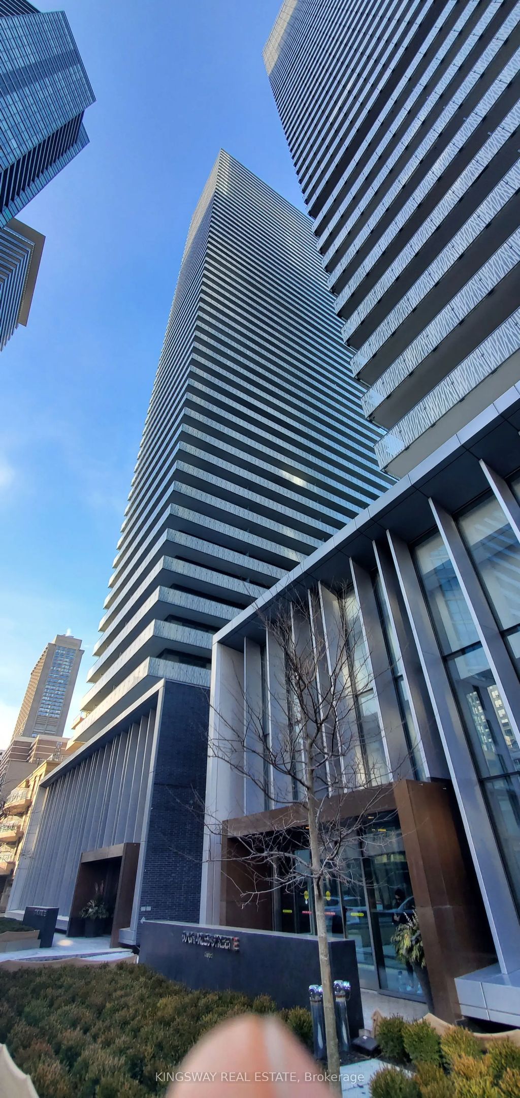 42 Charles Street E 3401, Toronto C08
