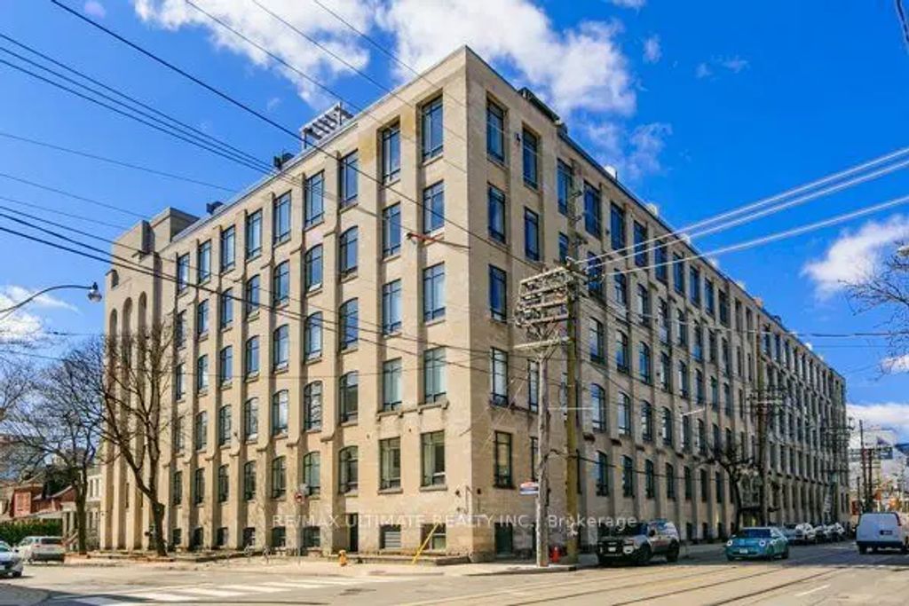 993 Queen Street W 104, Toronto C01