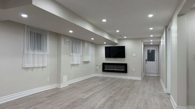 76 Clancy Drive Basement, Toronto C15