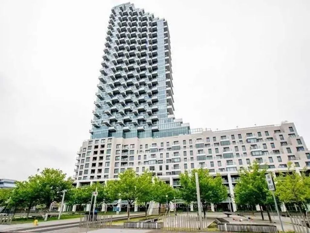 16 Bonnycastle Street 3105, Toronto C08