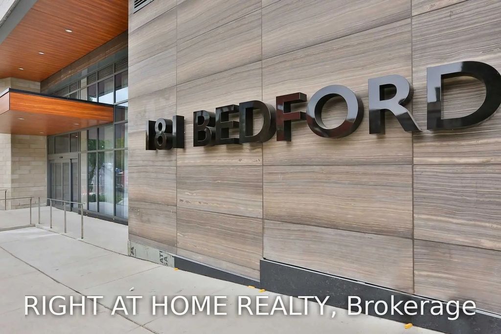 181 Bedford Avenue 1307, Toronto C02