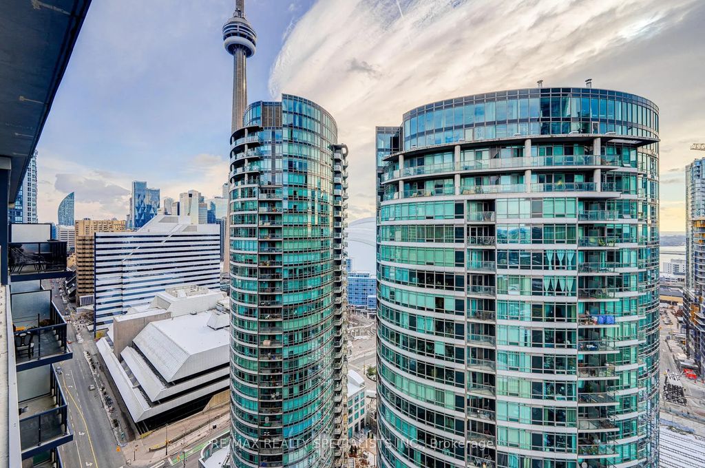 352 Front Street 2305, Toronto C01