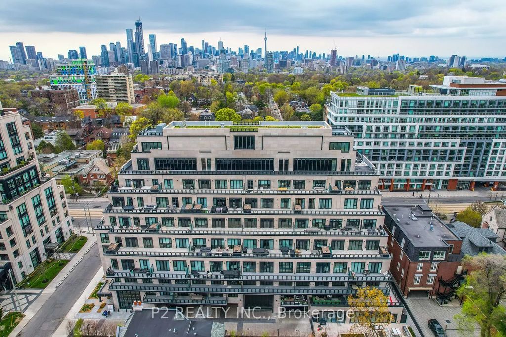 2 Forest Hill Road 411, Toronto C02