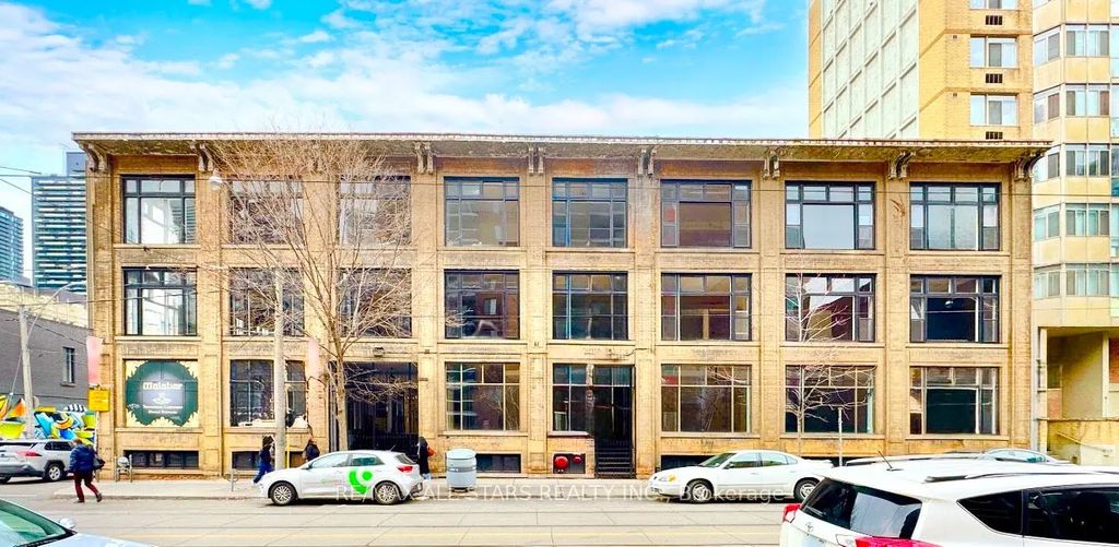 14 Mccaul Street B100, Toronto C01