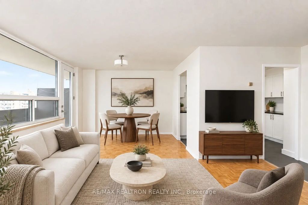 6200 Bathurst Street 1008, Toronto C07