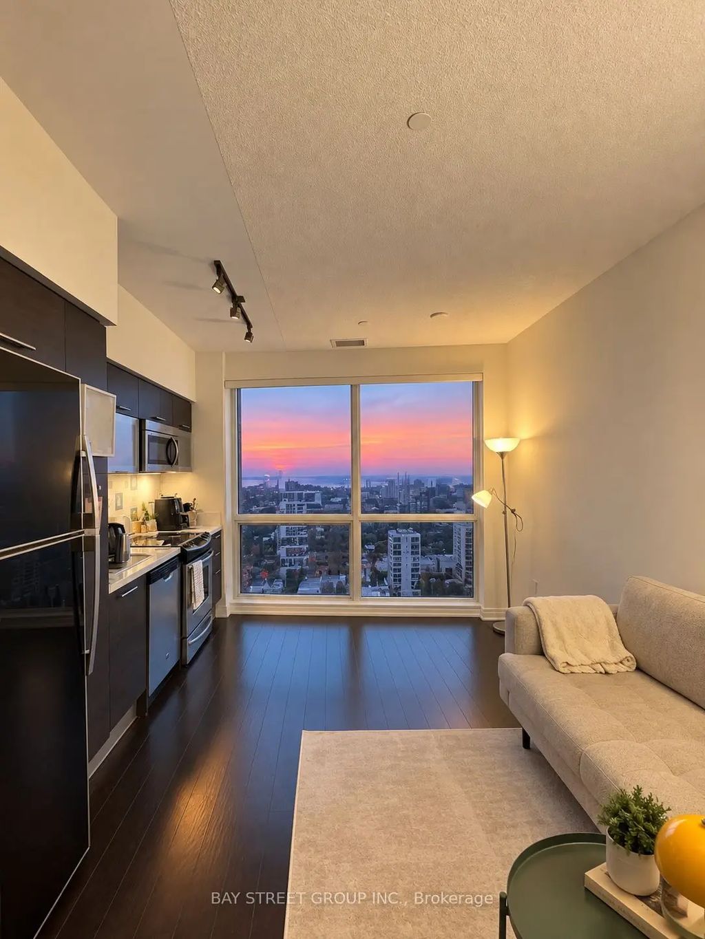386 Yonge Street 3506, Toronto C01