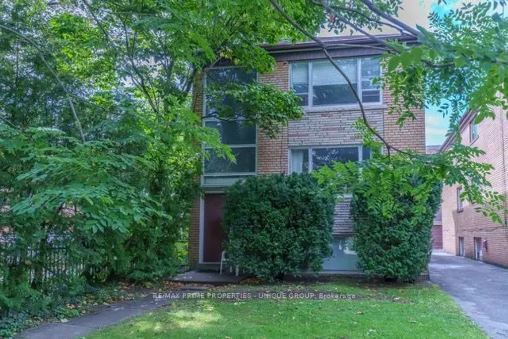 51 Heath Street E, Toronto C09