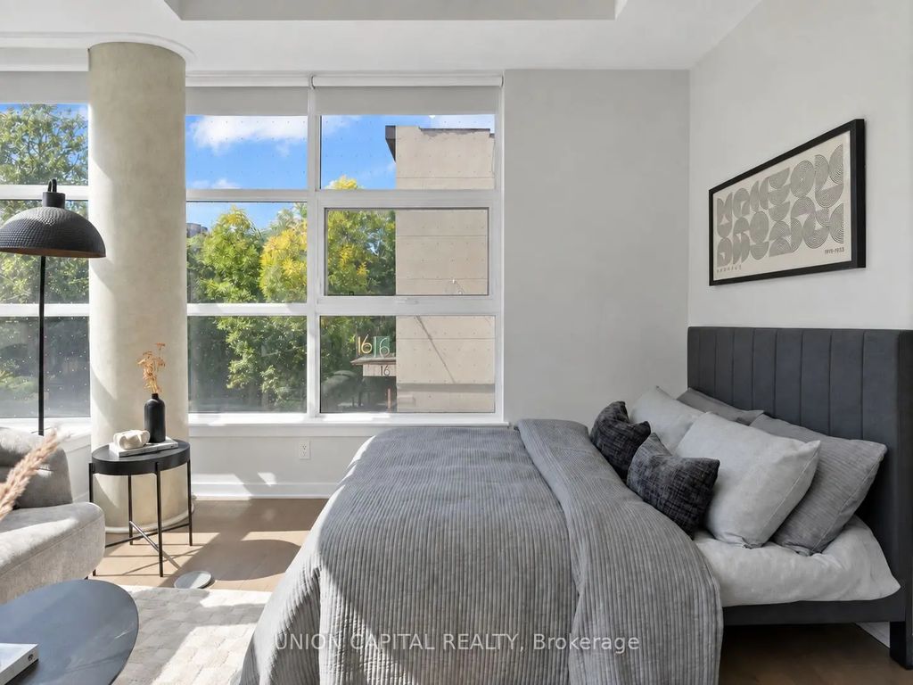 10 Willison Square 202, Toronto C01