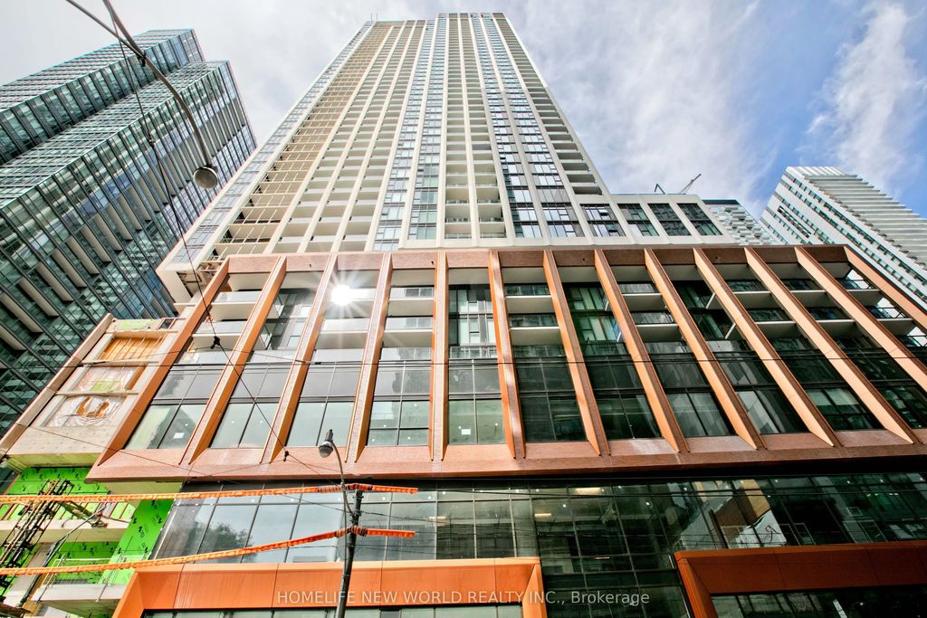 400 King Street W 2528, Toronto C01
