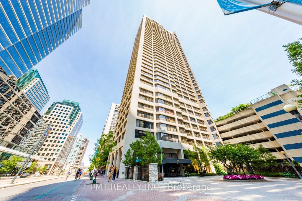 65 Harbour Square 3107, Toronto C01