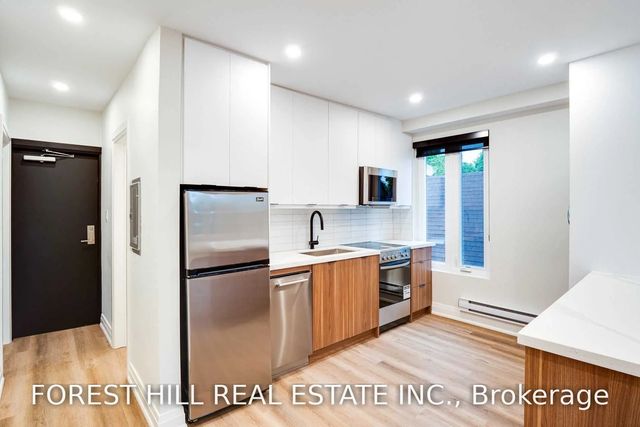 1 Greensides Avenue 5, Toronto C02