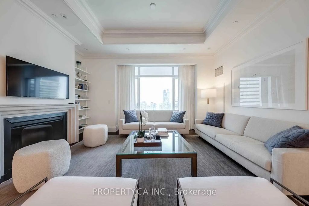 311 Bay Street 3706, Toronto C01