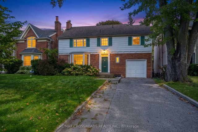19 Strathgowan Crescent, Toronto C04