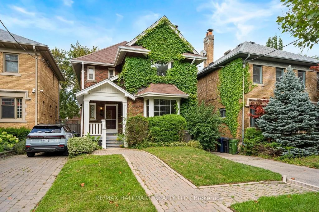 48 Chatsworth Drive, Toronto C04