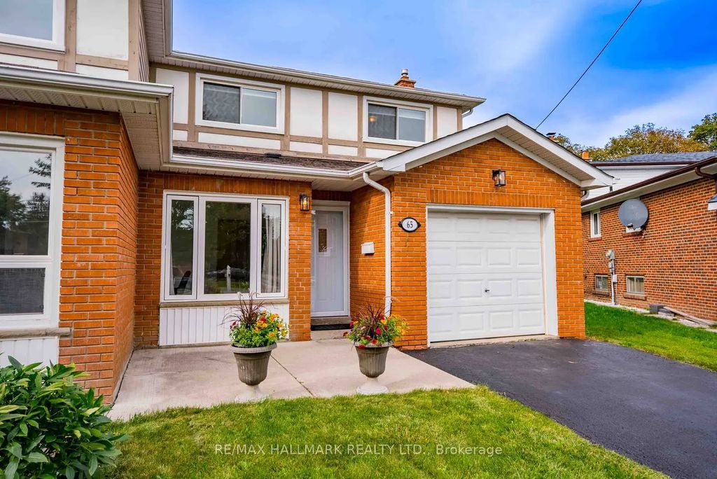 65 Baroness Crescent, Toronto C15