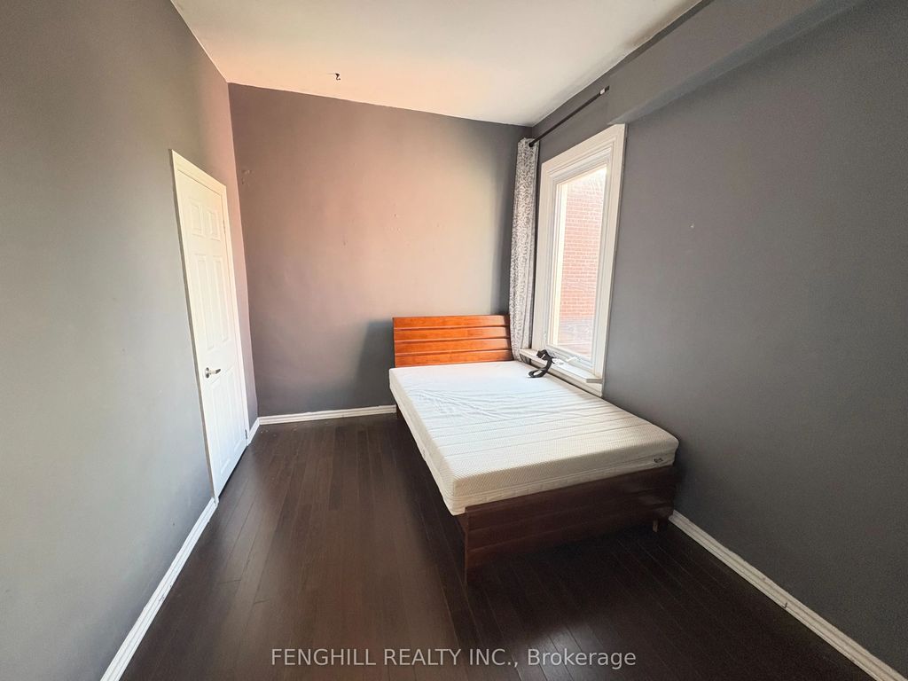 270 Clinton (upper Level) Street, Toronto C01
