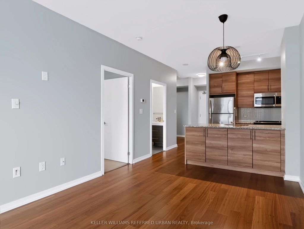 70 Forest Manor Road 205, Toronto C15