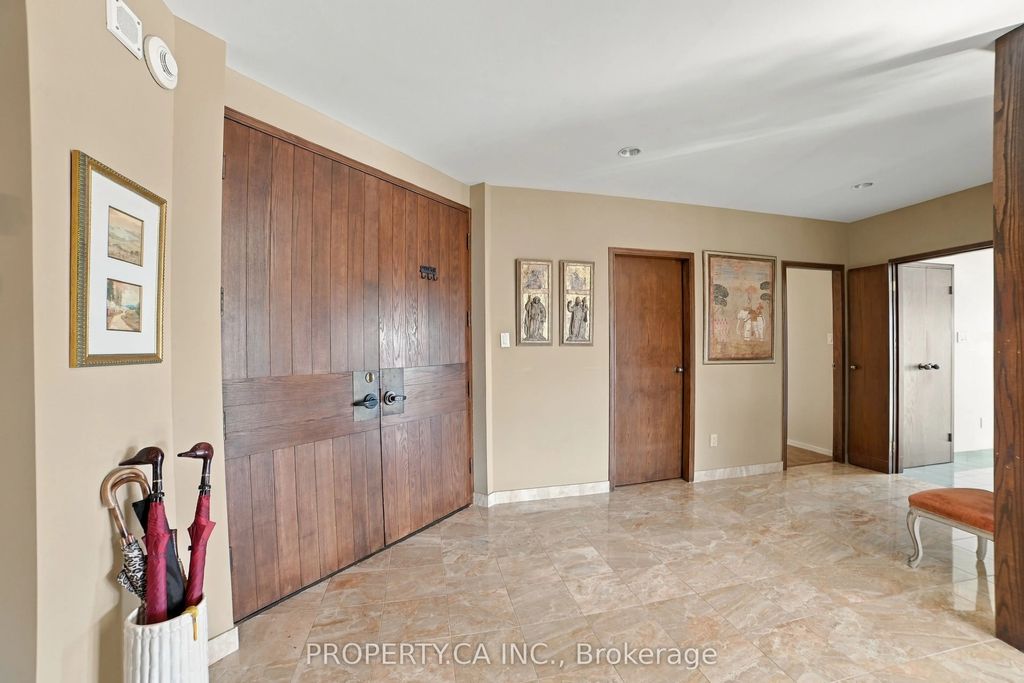 150 Heath Street 1402, Toronto C02