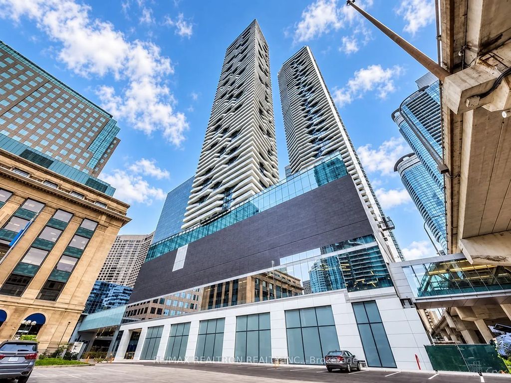 88 Harbour Street 1504, Toronto C01