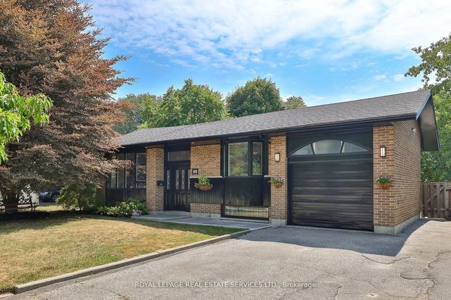 45 Doonaree Drive, Toronto C13