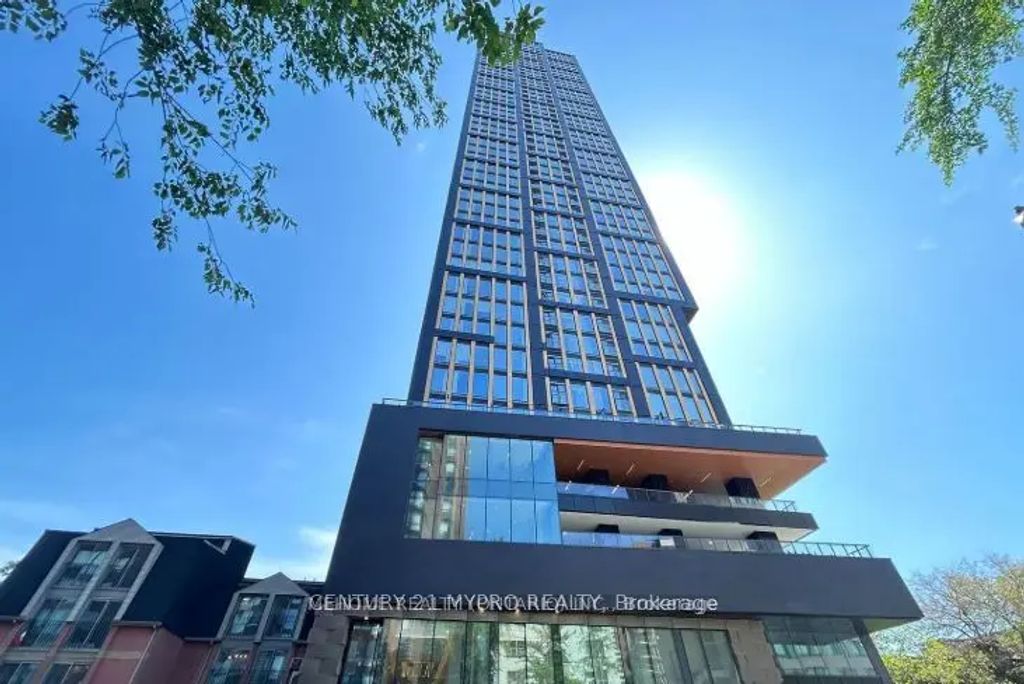 319 Jarvis Street 1903, Toronto C08