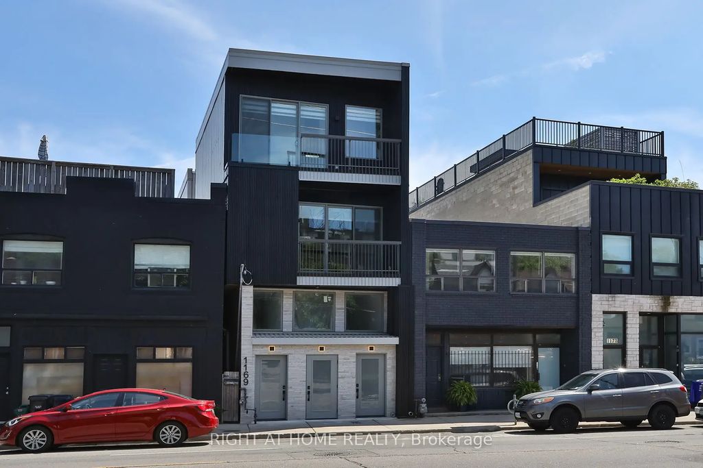 1169 Davenport Road, Toronto C02