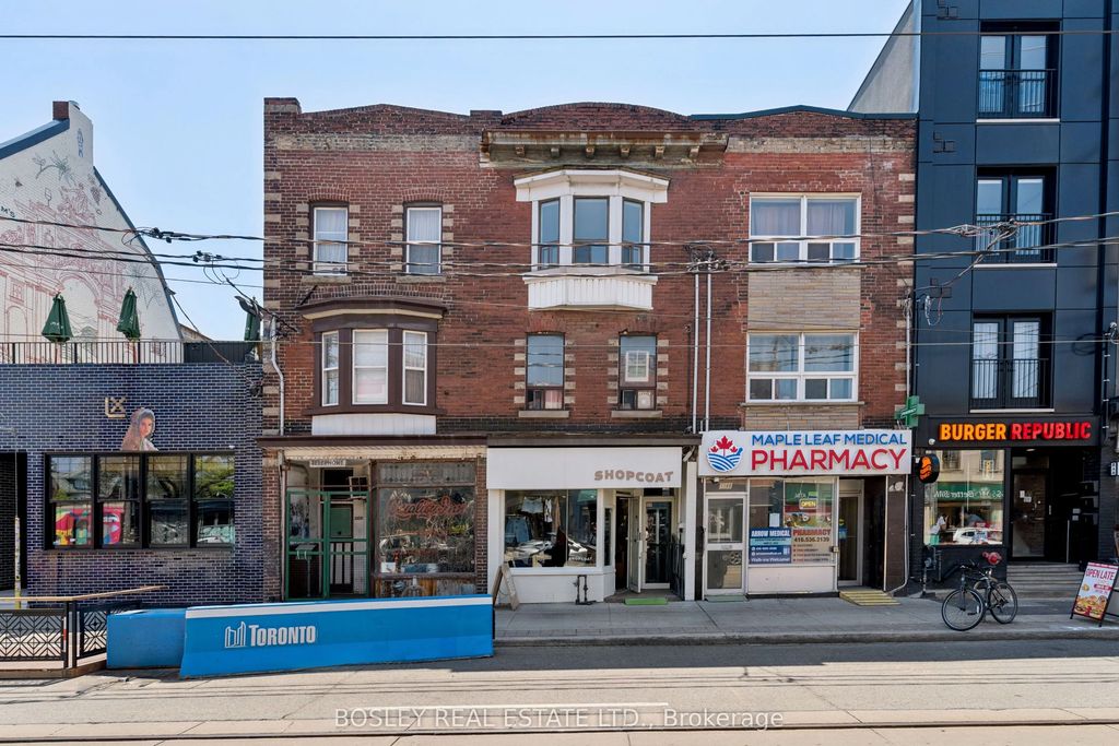 1167 Dundas Street W, Toronto C01