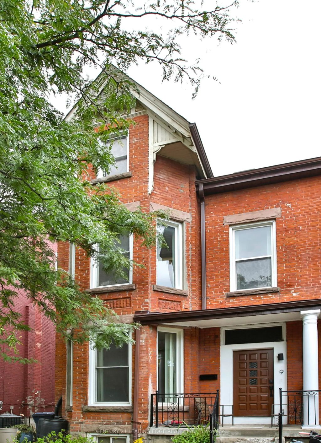 9 Borden Street, Toronto C01
