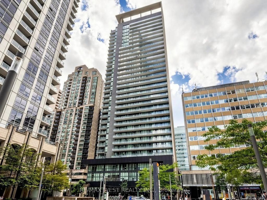770 Bay Street 513, Toronto C01