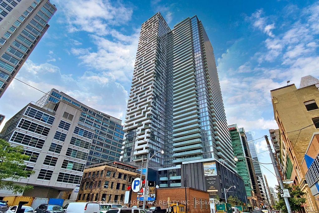 25 Richmond Street E 1011, Toronto C08