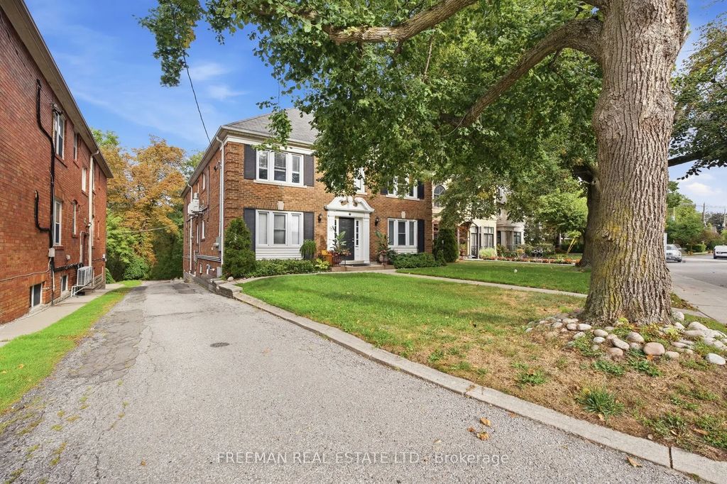 783 Spadina Road, Toronto C03